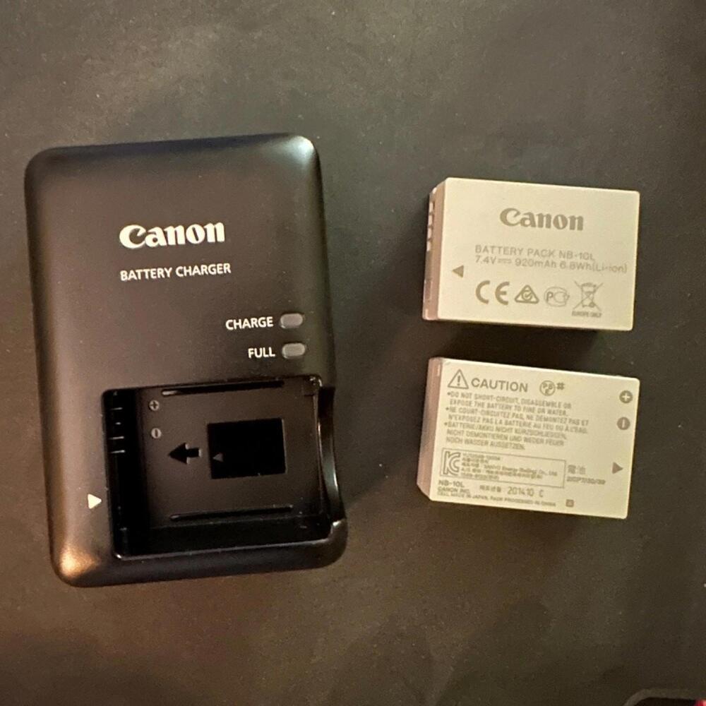 Canon Camera CB-2LC Battery Charger with 2 NB-10L batteries - NWOT - Picture 3 of 15